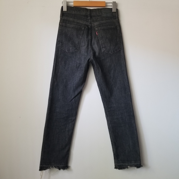 LEVI'S Wedgie Straight Fit Jean Size 24 - Picture 2 of 13